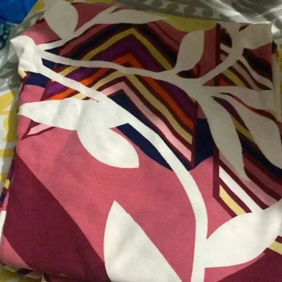 Lularoe - Picture 1 of 1